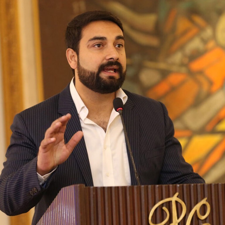 How Deployers.pk is Transforming Local E-commerce in Pakistan